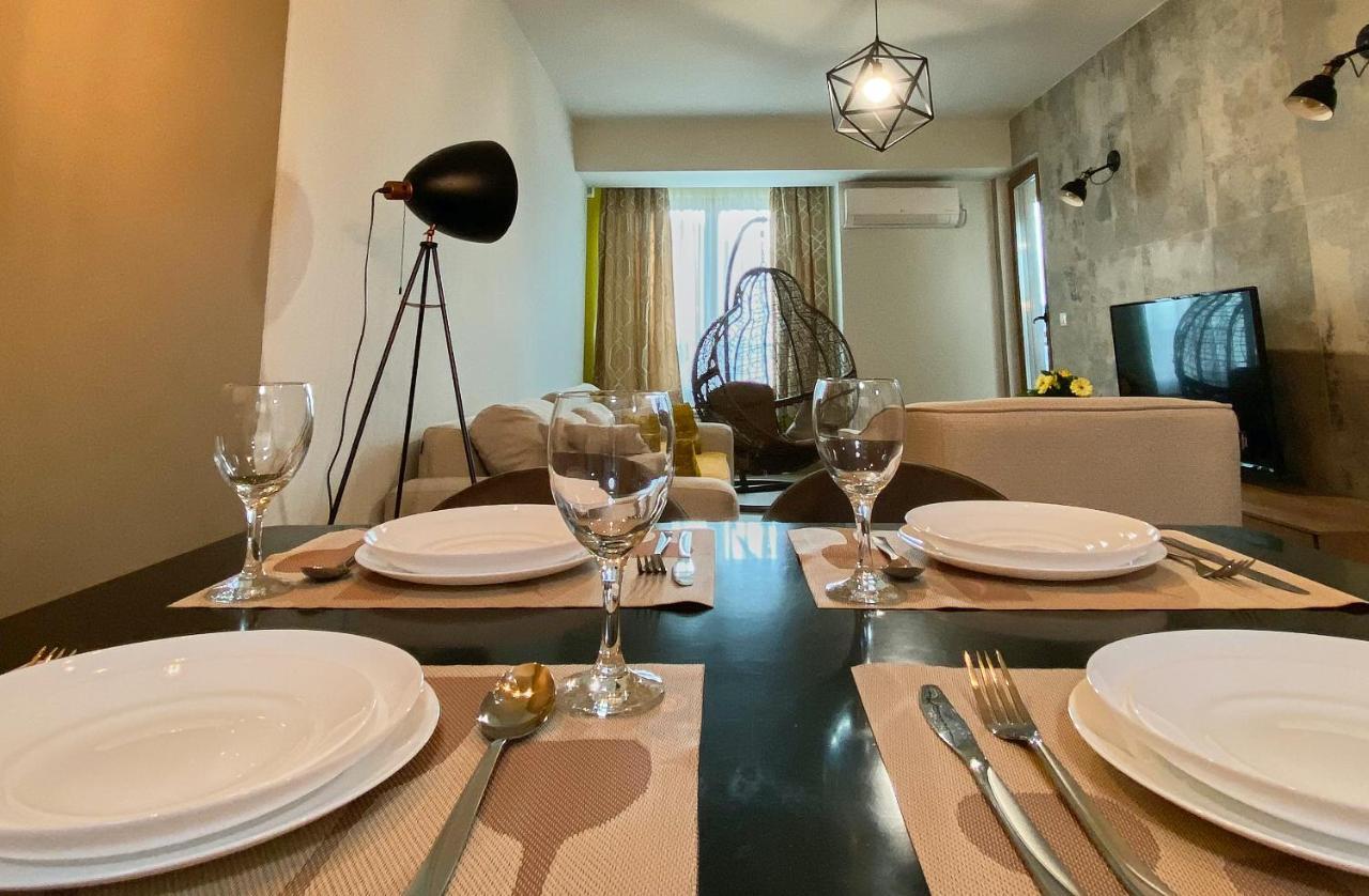 Apartment Stylish Apartment, Centre - Private Parking - Panoramic Views Skopje